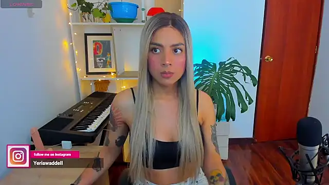 Snapshot of Yeriawaddell_ chatting on December 30, 2024, 5:34 pm Yeriawaddell online show from December 30, 2024, 5:34 pm