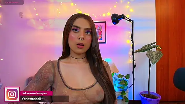 Snapshot of Yeriawaddell_ chatting on March 1, 2025, 2:26 am Yeriawaddell online show from March 1, 2025, 2:26 am