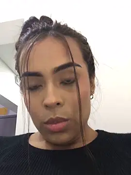 Snapshot of JuanaSimons chatting on February 5, 2025, 1:47 am JuanaSimons online show from February 5, 2025, 1:47 am