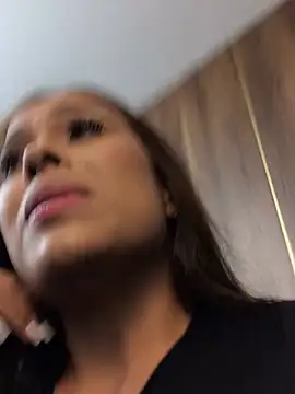 Snapshot of JuanaSimons chatting on March 17, 2025, 10:06 pm JuanaSimons online show from March 17, 2025, 10:06 pm