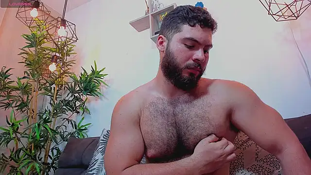 SebastianVilla  online show from April 28, 2026, 3:22 am