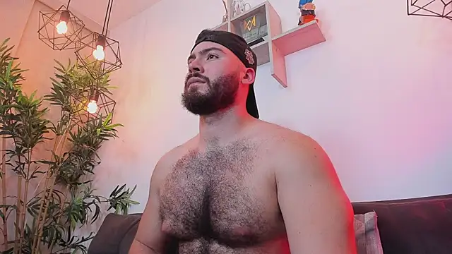SebastianVilla  online show from June 12, 2026, 10:52 pm