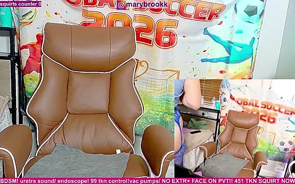 Snapshot of MaryBrook1 chatting on June 16, 2026, 2:19 pm MaryBrook1 online show from June 16, 2026, 2:19 pm