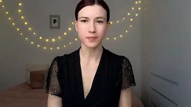 AliciaNewell online show from March 25, 2026, 3:18 pm