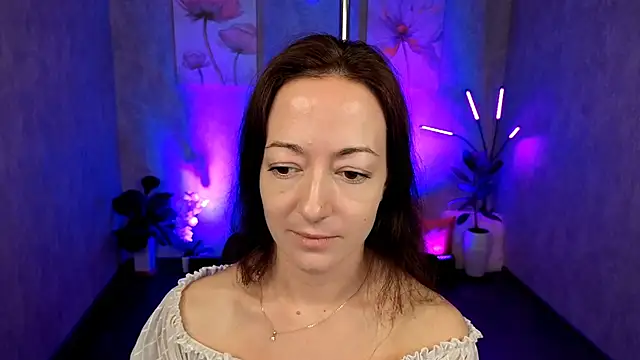 kimberlyray777 online show from February 12, 2025, 5:26 am