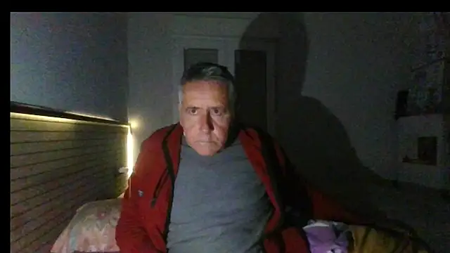 parejamlga58 online show from February 14, 2026, 11:23 pm