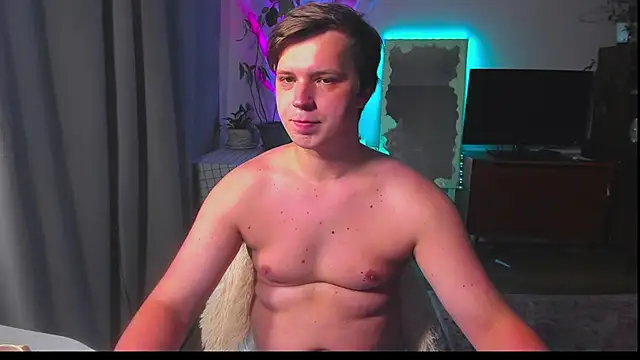 Snapshot of Evan_Boomer chatting on October 12, 2025, 2:05 pm Evan Boomer online show from October 12, 2025, 2:05 pm