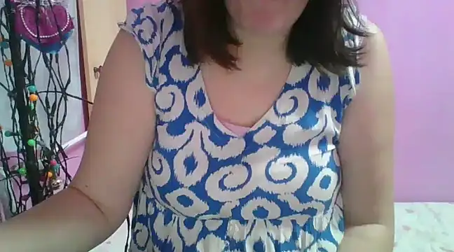 Snapshot of Lucinka1 chatting on February 14, 2025, 5:25 pm Lucinka1 online show from February 14, 2025, 5:25 pm