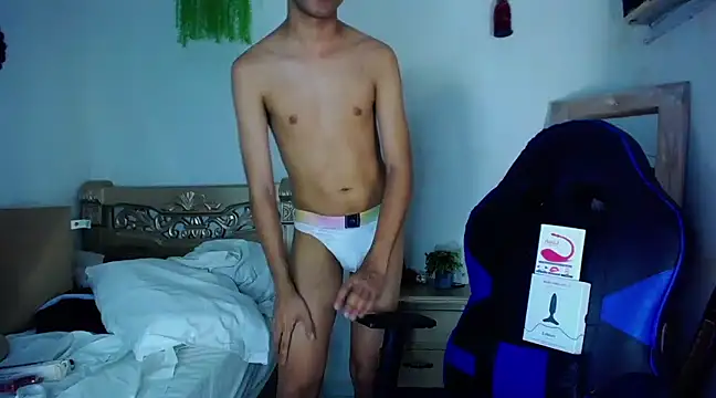 huge armound online show from January 31, 2025, 4:38 pm