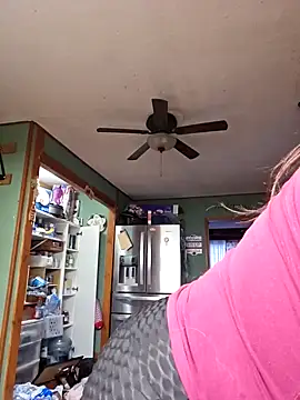 sweetkitty111 online show from January 22, 2025, 10:15 pm