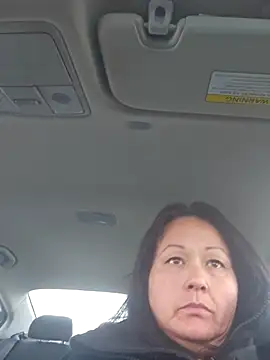 sweetkitty111 online show from February 5, 2026, 10:25 pm