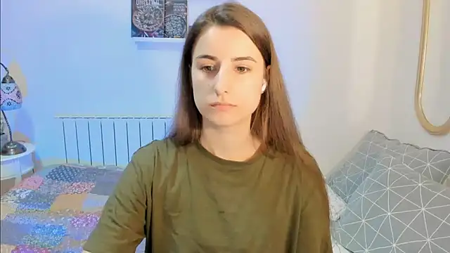 PumpkinCutiePie online show from November 15, 2025, 3:52 pm