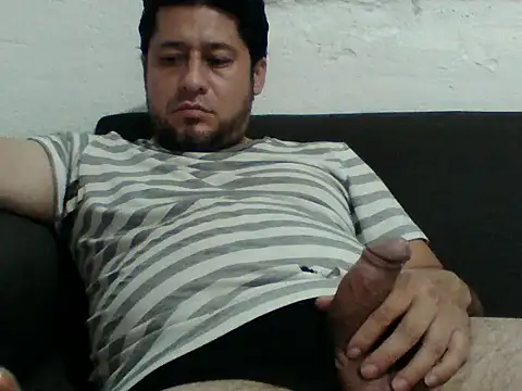 Snapshot of simpatico1000 chatting on November 19, 2025, 4:12 am simpatico1000 online show from November 19, 2025, 4:12 am