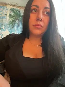 DaisyStreet online show from November 6, 2025, 12:28 pm