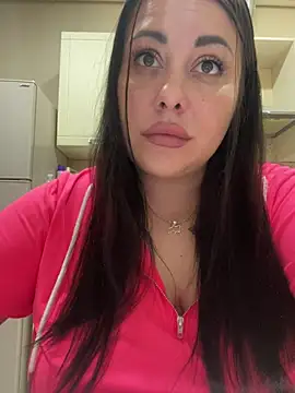 Snapshot of DaisyStreet chatting on June 26, 2026, 9:41 pm DaisyStreet online show from June 26, 2026, 9:41 pm