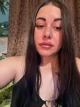 Snapshot of DaisyStreet chatting on August 1, 2026, 7:02 pm DaisyStreet online show from August 1, 2026, 7:02 pm