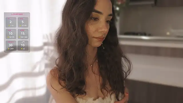 Snapshot of JulietteDee chatting on July 17, 2026, 10:14 pm JulietteDee online show from July 17, 2026, 10:14 pm