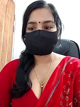 Snapshot of Ritusri_Dotta chatting on December 23, 2024, 2:24 am Ritusri Dotta online show from December 23, 2024, 2:24 am