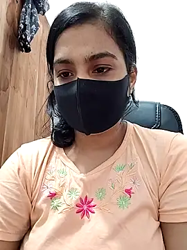 Snapshot of Ritusri_Dotta chatting on December 30, 2024, 2:42 am Ritusri Dotta online show from December 30, 2024, 2:42 am