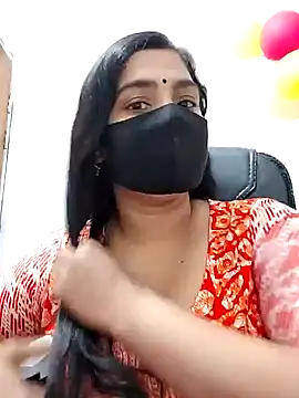 Snapshot of Ritusri_Dotta chatting on February 2, 2025, 7:25 pm Ritusri Dotta online show from February 2, 2025, 7:25 pm