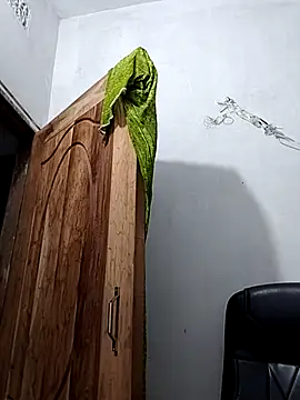 Snapshot of Ritusri_Dotta chatting on February 27, 2025, 10:20 pm Ritusri Dotta online show from February 27, 2025, 10:20 pm