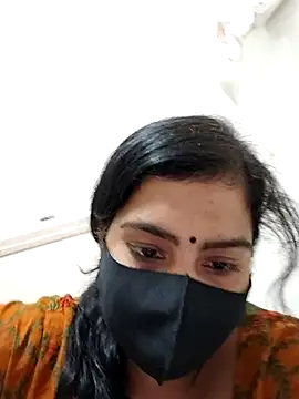 Snapshot of Ritusri_Dotta chatting on March 21, 2025, 7:35 pm Ritusri Dotta online show from March 21, 2025, 7:35 pm