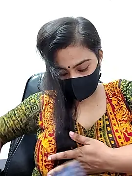 Snapshot of Ritusri_Dotta chatting on October 28, 2025, 4:20 pm Ritusri Dotta online show from October 28, 2025, 4:20 pm