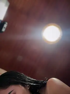 Snapshot of MarianaBenz chatting on December 20, 2025, 11:34 pm MarianaBenz online show from December 20, 2025, 11:34 pm