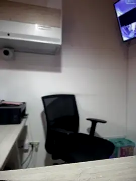 Snapshot of MarianaBenz chatting on December 23, 2025, 12:19 am MarianaBenz online show from December 23, 2025, 12:19 am