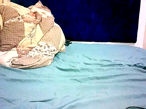 honeypotsweet online show from December 1, 2025, 9:25 am