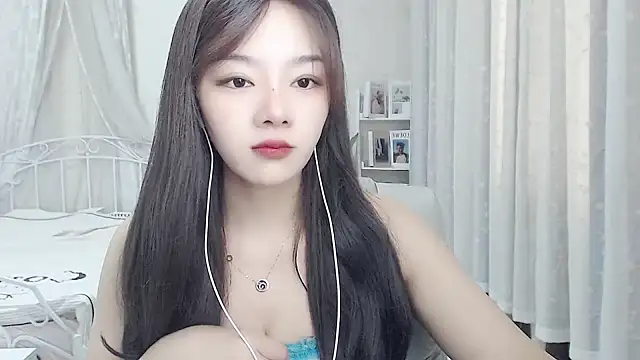 Jenny-Z online show from June 26, 2026, 1:43 am