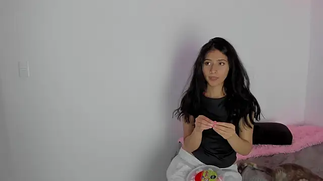 mari mar69 online show from February 10, 2025, 1:44 pm