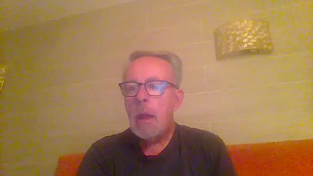 tuggy59 online show from April 24, 2026, 4:48 am