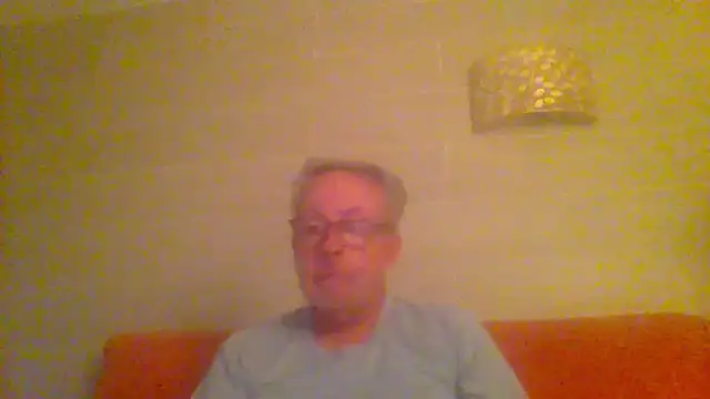 Snapshot of tuggy59 chatting on May 20, 2026, 4:51 am tuggy59 online show from May 20, 2026, 4:51 am