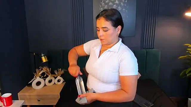 taylor bennet online show from March 11, 2025, 6:41 pm