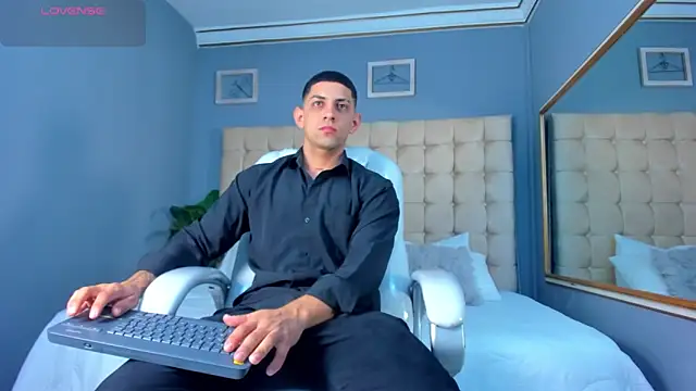 Alex cute77 online show from September 18, 2025, 11:12 am