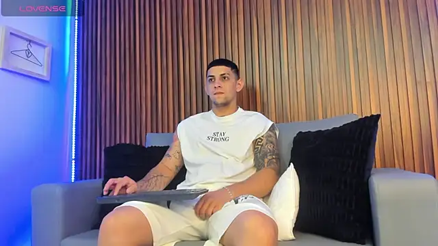 Alex cute77 online show from February 10, 2026, 11:25 am