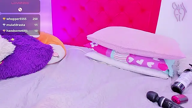 Snapshot of Sofia_Girl_ chatting on February 14, 2025, 9:56 am Sofia Girl online show from February 14, 2025, 9:56 am