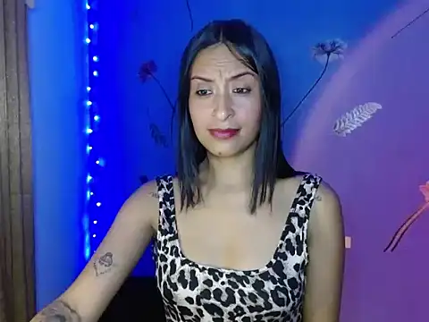 Snapshot of Michelle-Smith- chatting on November 16, 2025, 3:45 am Michelle-Smith- online show from November 16, 2025, 3:45 am