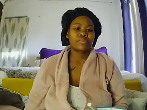 Real1SweetQueen online show from July 17, 2026, 9:16 am