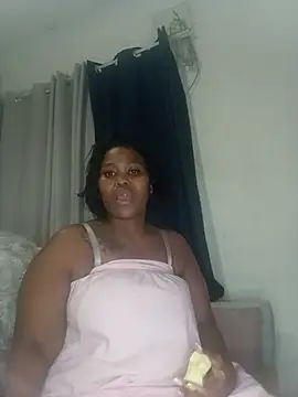 Real1SweetQueen online show from July 24, 2026, 9:46 pm