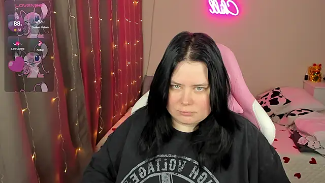 Akemi BBW online show from February 25, 2026, 4:55 am