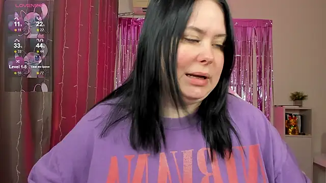 Akemi BBW online show from April 26, 2026, 8:23 am
