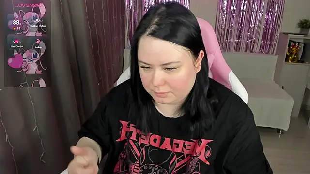 Akemi BBW online show from April 29, 2026, 3:43 am