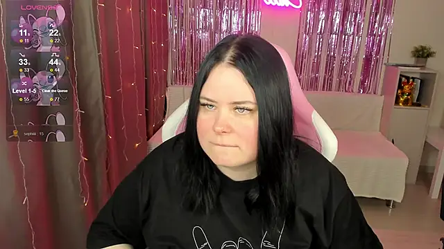 Akemi BBW online show from April 30, 2026, 10:21 am