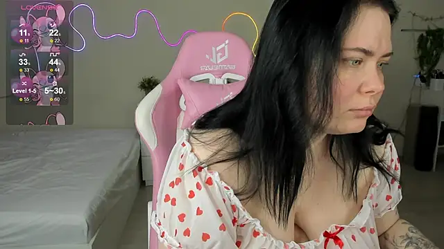 Akemi BBW online show from July 6, 2026, 7:49 am
