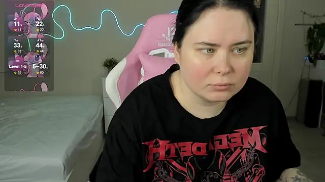 Akemi BBW online show from July 7, 2026, 8:07 am