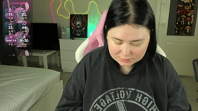 Akemi BBW online show from August 1, 2026, 8:57 am
