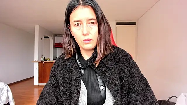 zoe jeane beker online show from February 20, 2025, 8:25 pm