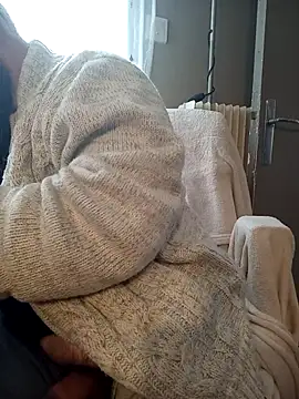 teekoine1 online show from October 19, 2025, 10:49 am